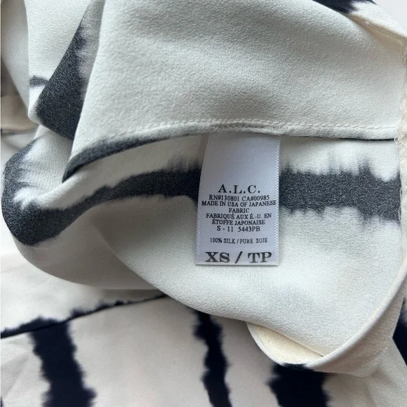 ALC silk 2 pieces set top and skirt White Black Stripe  Size 0 xs Tie Dye - Picture 8 of 10